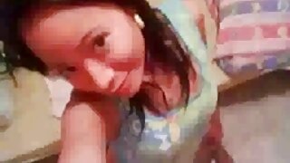 Mila Marx ruske mame porno pokazuje sise svojoj susjedi i prlja je jebana